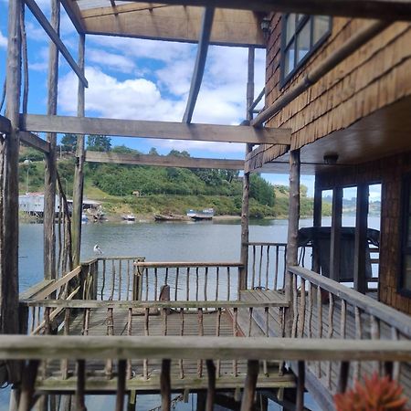 Hostal Palafito Waiwen Castro Kültér fotó
