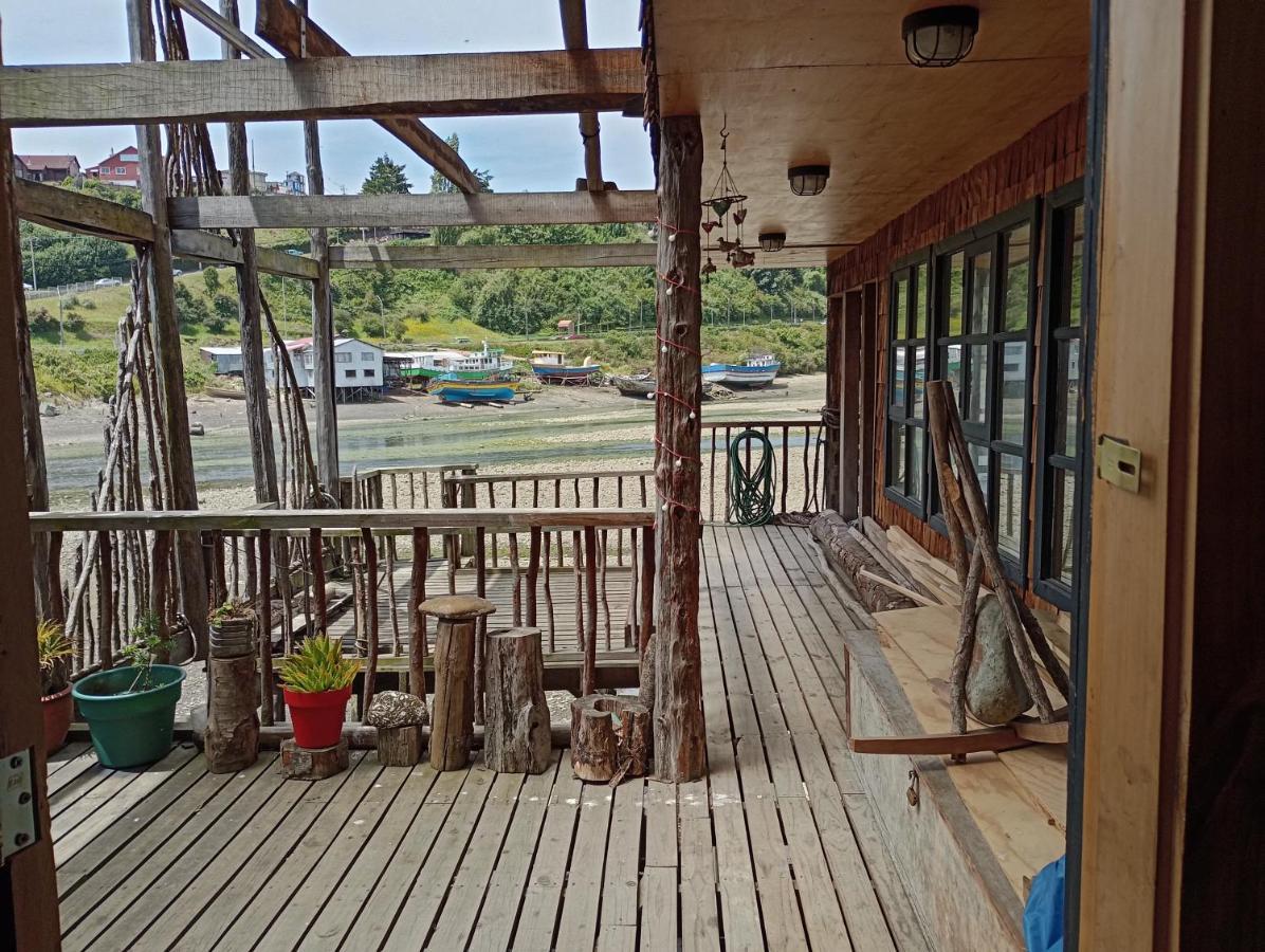 Hostal Palafito Waiwen Castro Kültér fotó